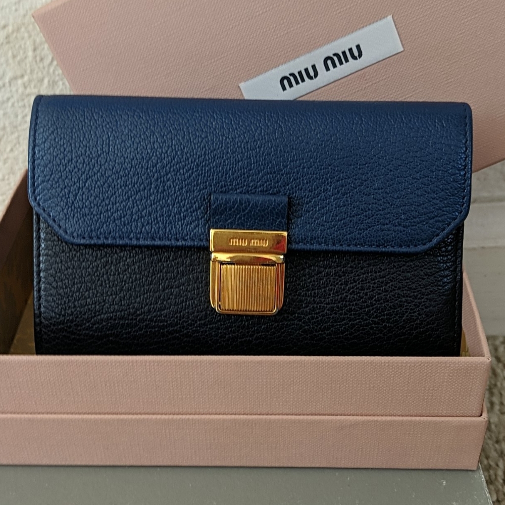 Authentic miu miu compact wallet